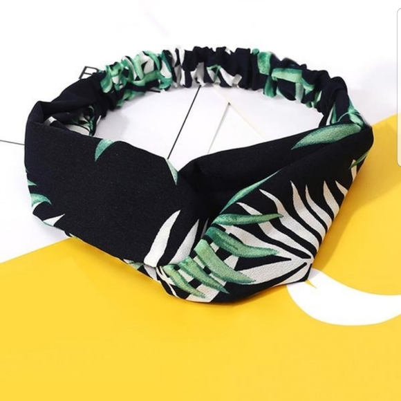 Accessories - 🆕️ Cute headband!